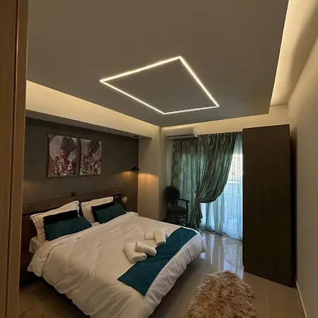 Purpe Orchid - Modern Daire *