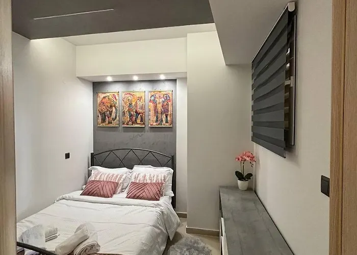 Apartment Purpe Orchid - Modern *